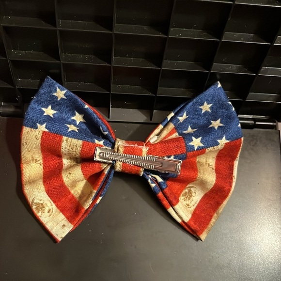 Rustic flag bow - Picture 2 of 4
